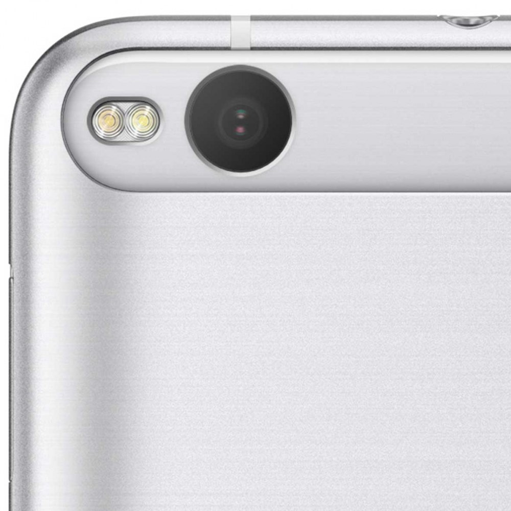 HTC One X9