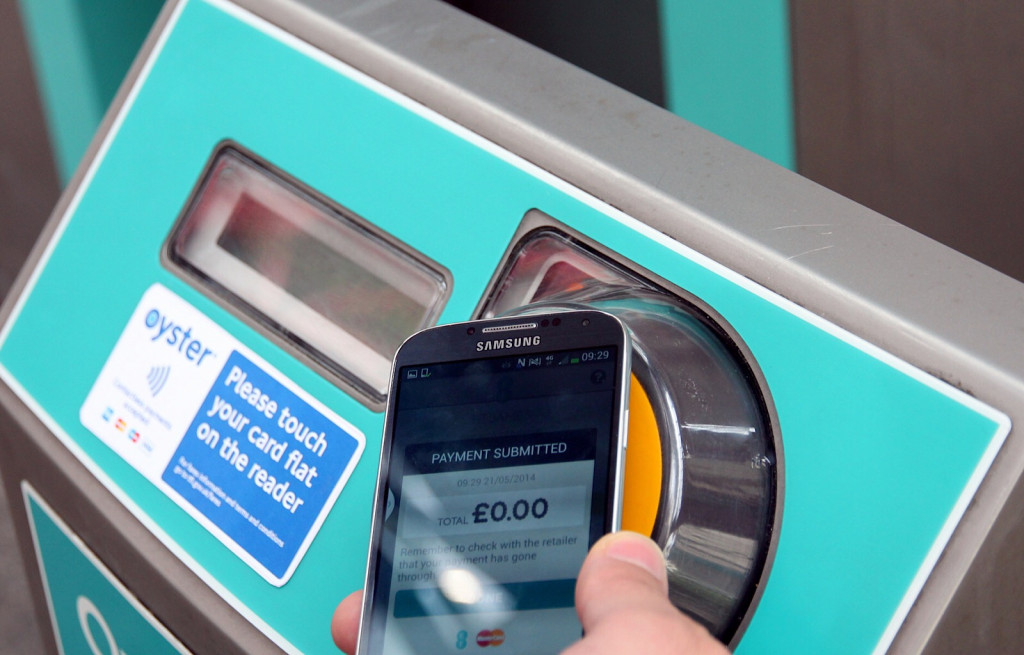 MasterCard's transit payments in testing in England