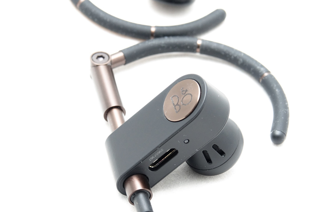 Bang & Olufsen 2018 Earset