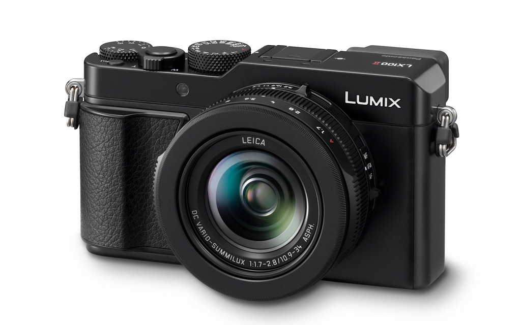 Panasonic Lumix LX100 II (2018)Panasonic Lumix LX100 II (2018)