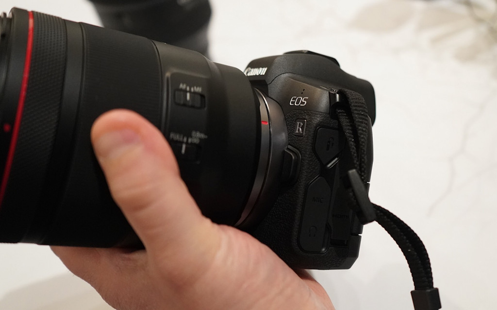 Hands-on with Canon's EOS R