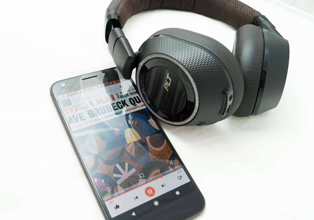 Review: Plantronics BackBeat Pro 2 
