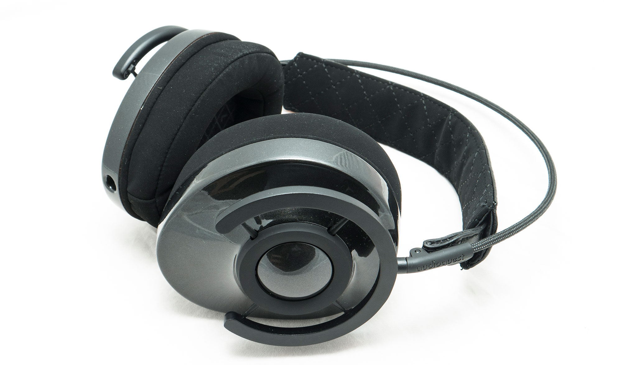 Review: AudioQuest NightOwl Carbon – Pickr –Australian technology 