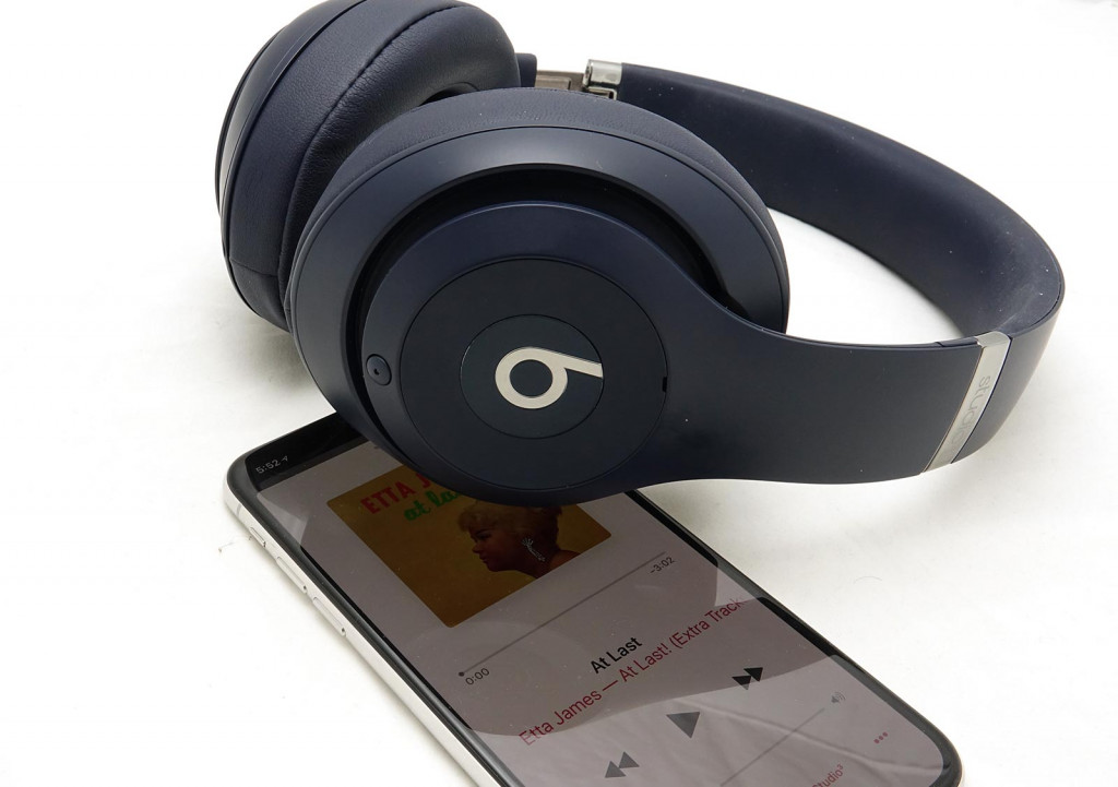is beats studio 3 compatible with android