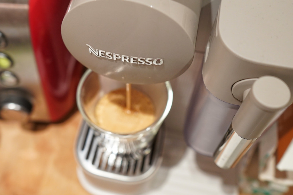 Nespresso Lattissima One coffee machine 