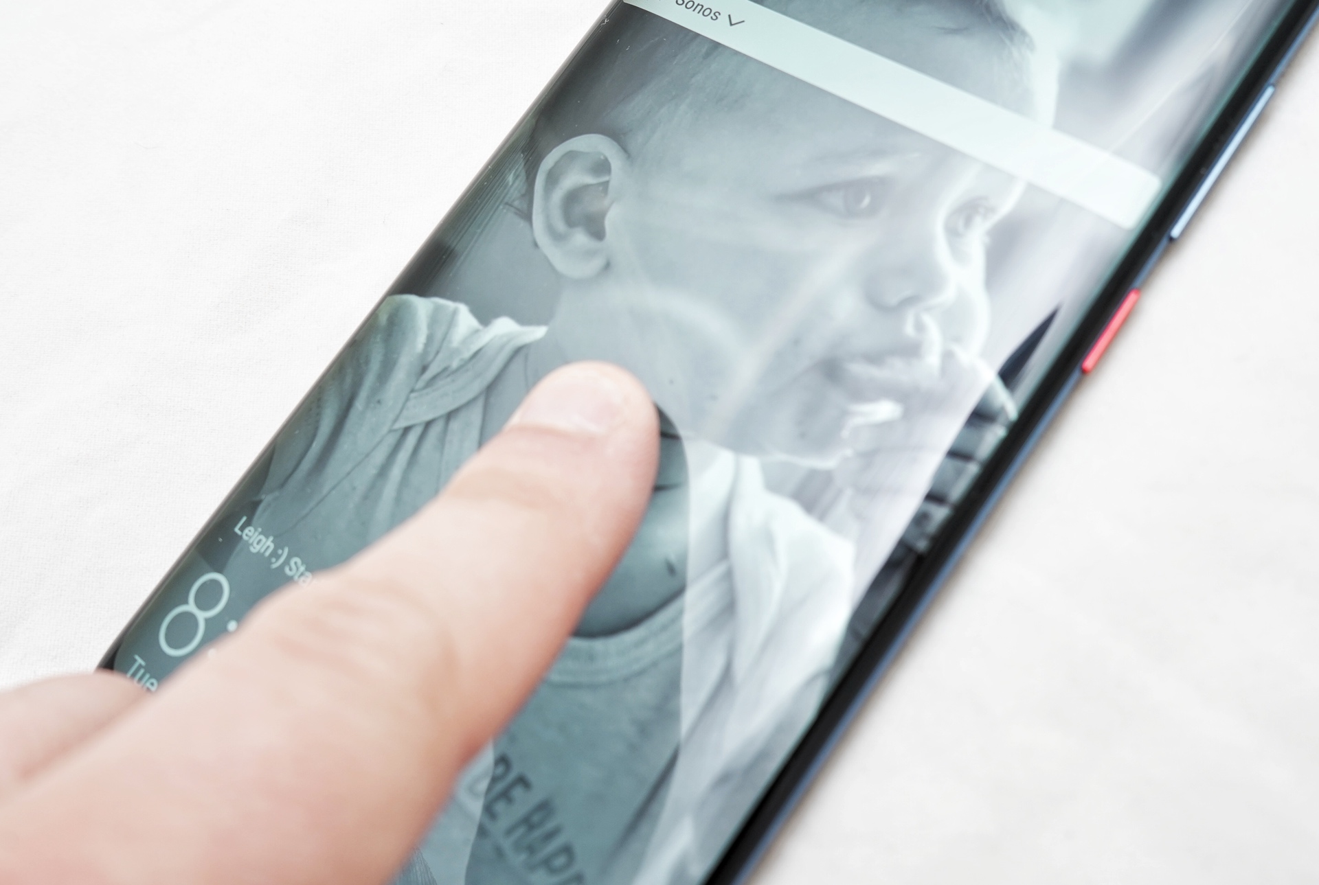 Fingerfail inscreen fingerprints and the issue with screen protectors Pickr