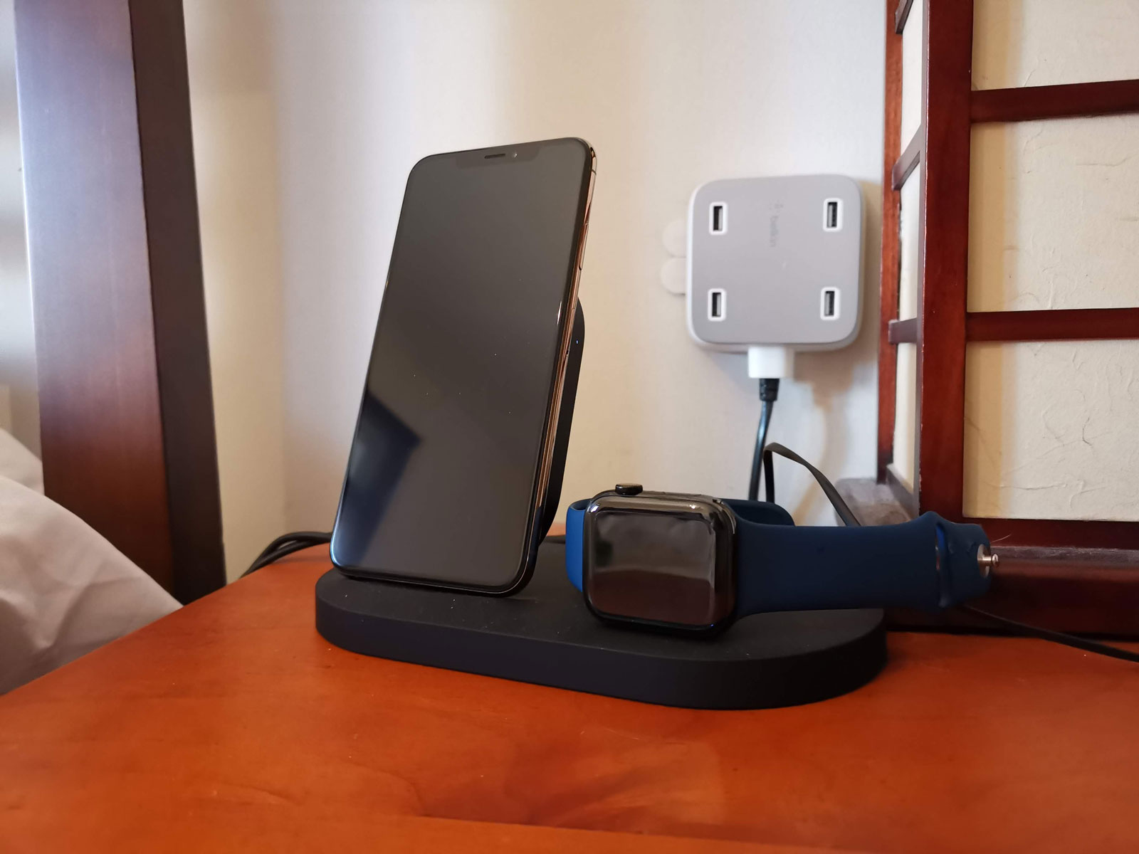 Belkin Boost Up Wireless Charging Dock for iPhone and Apple Watch