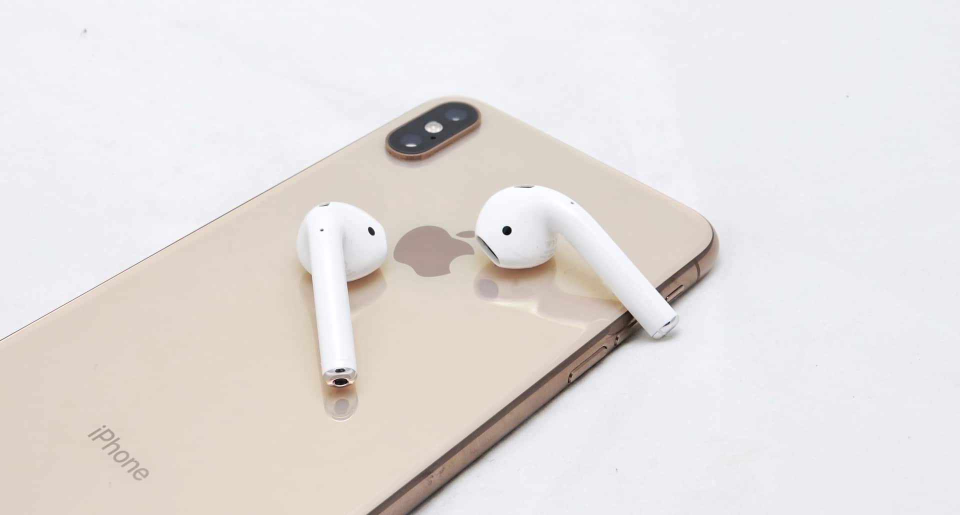 Apple AirPods (2019) – Pickr