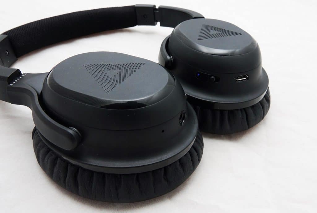 Audeara A-01 wireless noise cancelling headphones