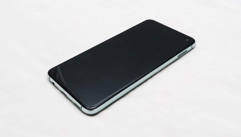 Samsung Galaxy S10e review