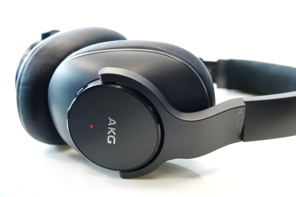 AKG N700 NCM2 wireless active noise cancellation headphones
