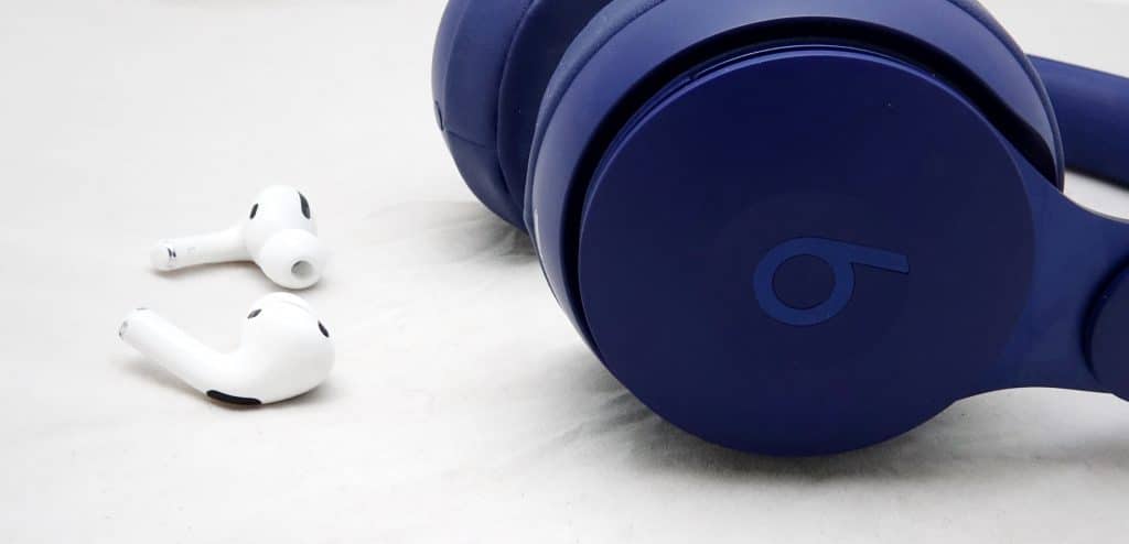 Which Is Best Apple Airpods Pro Vs Beats Solo Pro Pickr