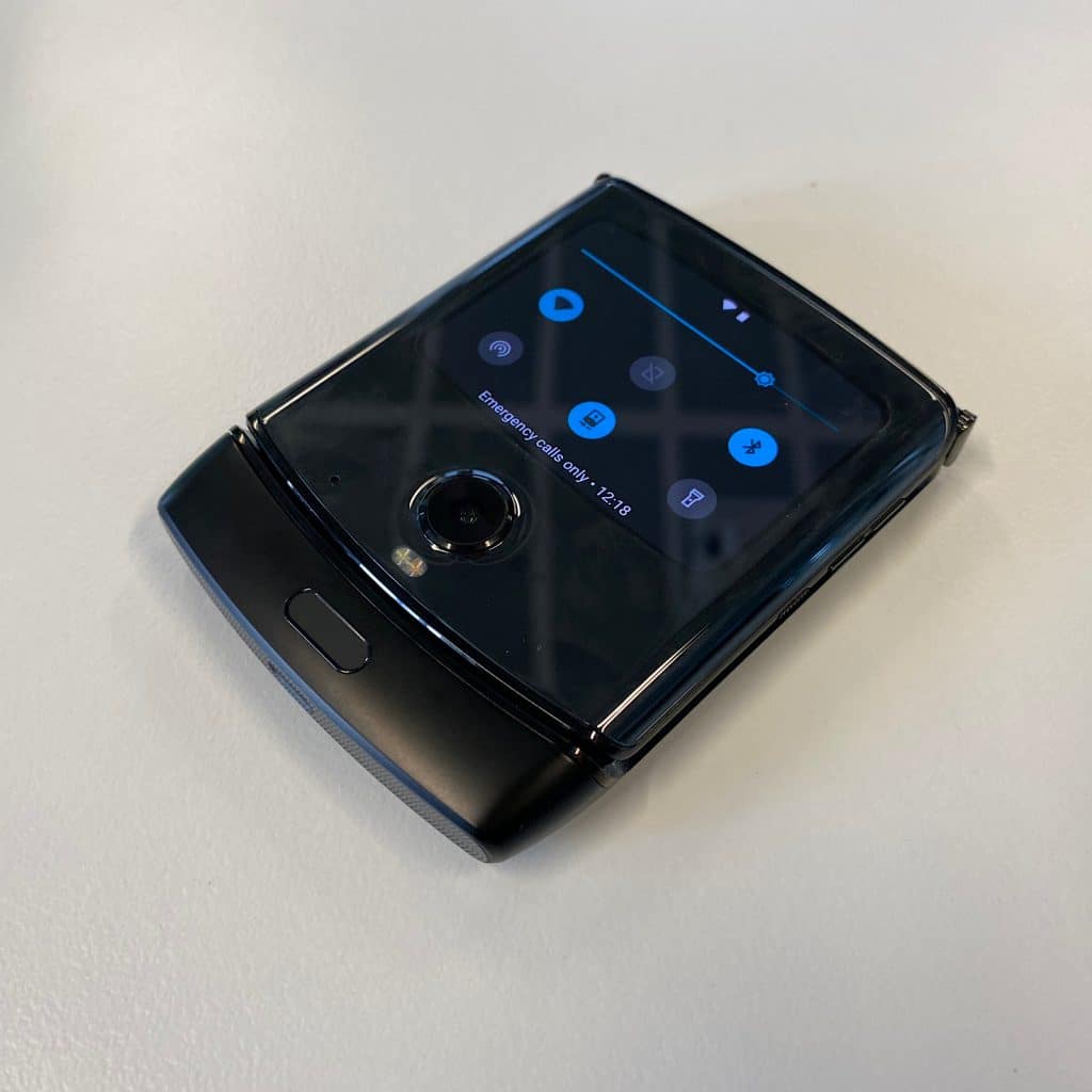 Hands on with the Motorola RAZR (2020)