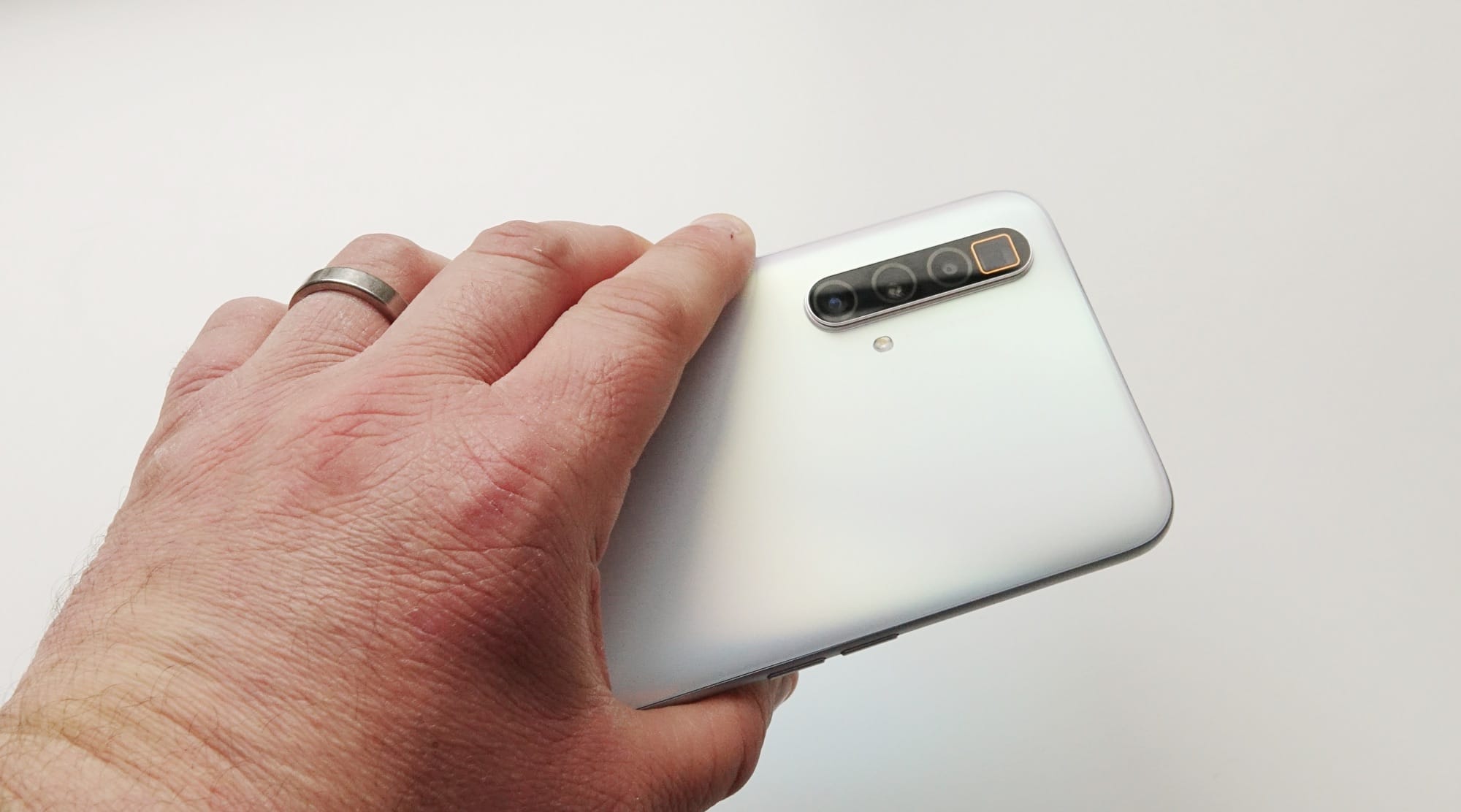 Holding the Realme X3 SuperZoom