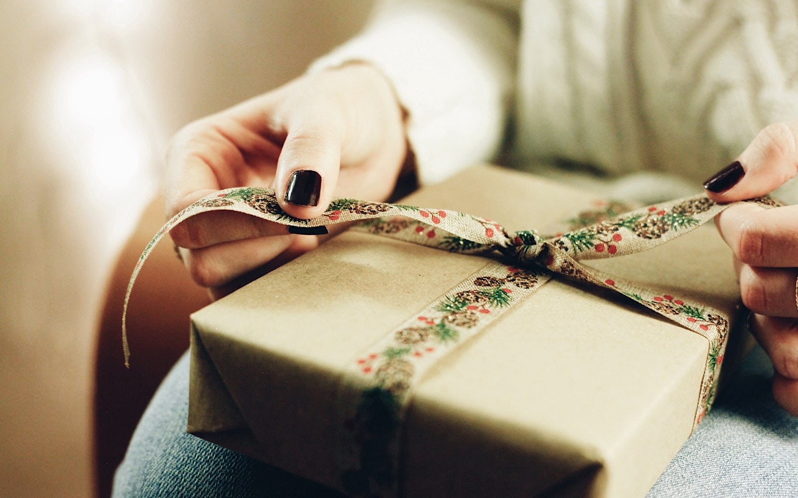 Pickr 2020 Holiday Gift Guide: iPhone Owners – Pickr - Vimarsana News