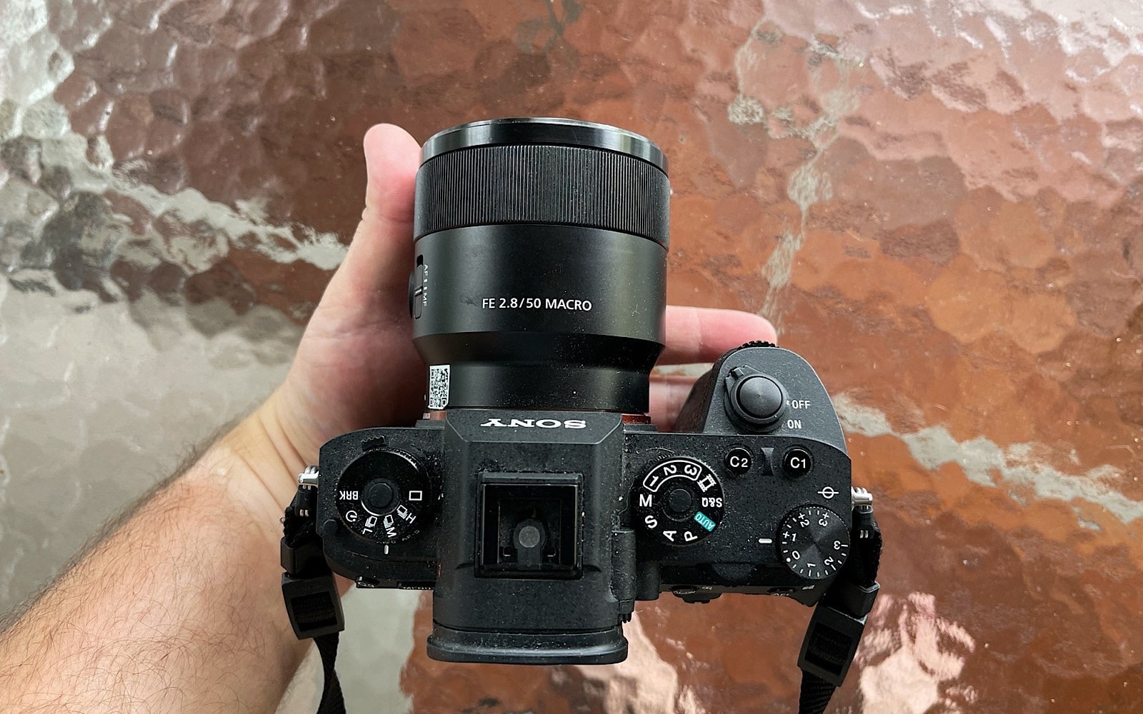 How to hold a camera Pickr