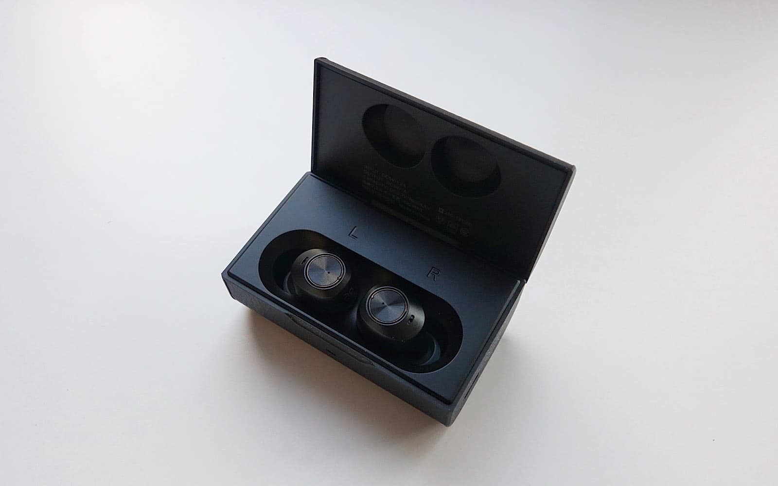 Ag TWS04K earphones