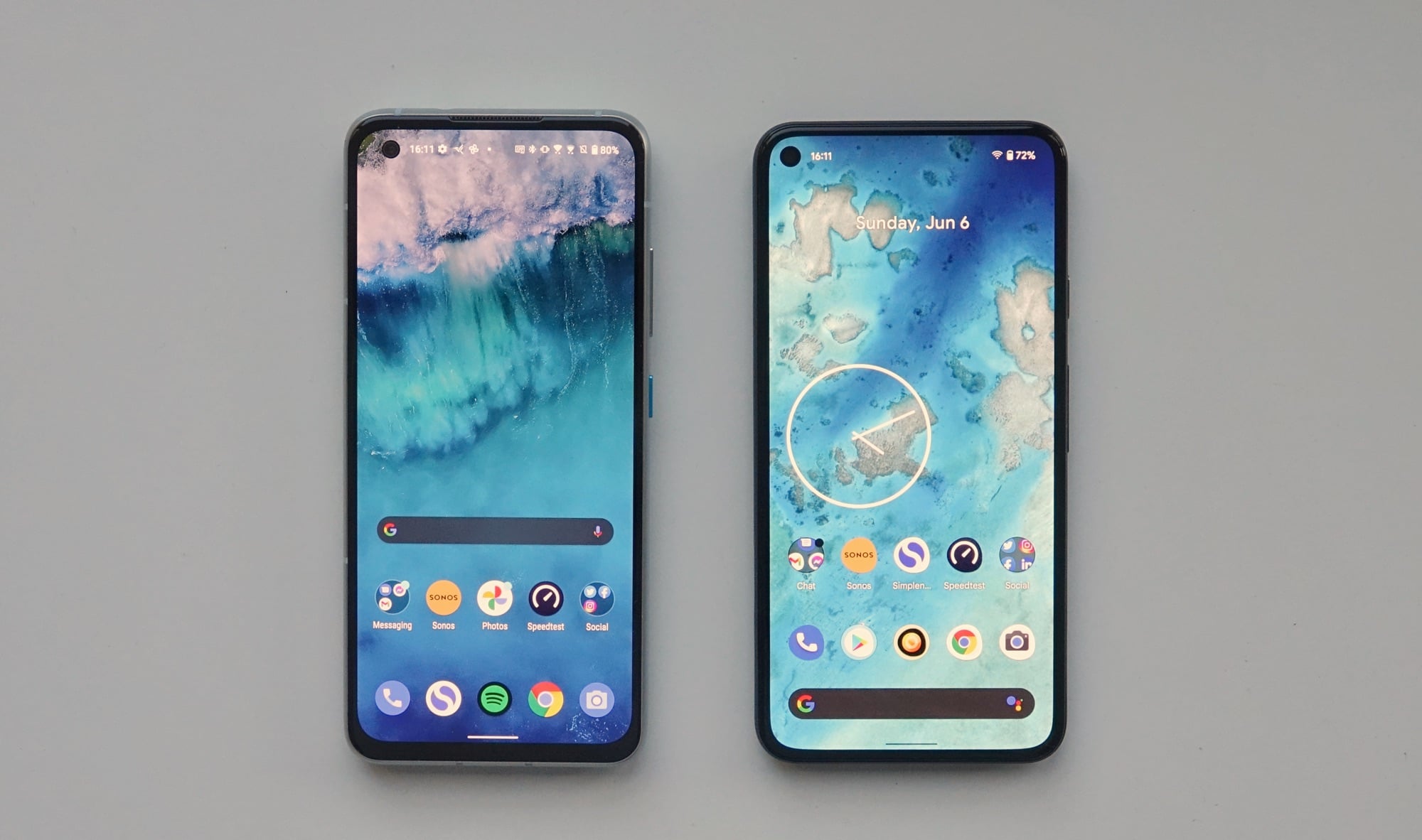 Asus ZenFone 8 (left) vs Google Pixel 5 (right)