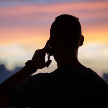 Optus, Vodafone open up free calls to the Middle East