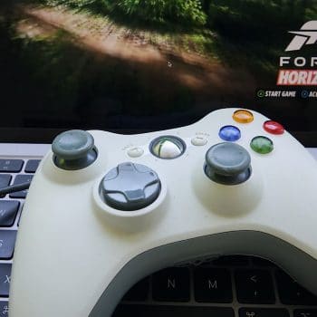 Playing Xbox on a MacBook Air