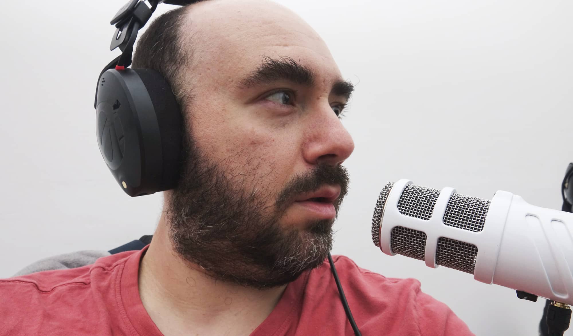 Recording while wearing the Rode NTH-100