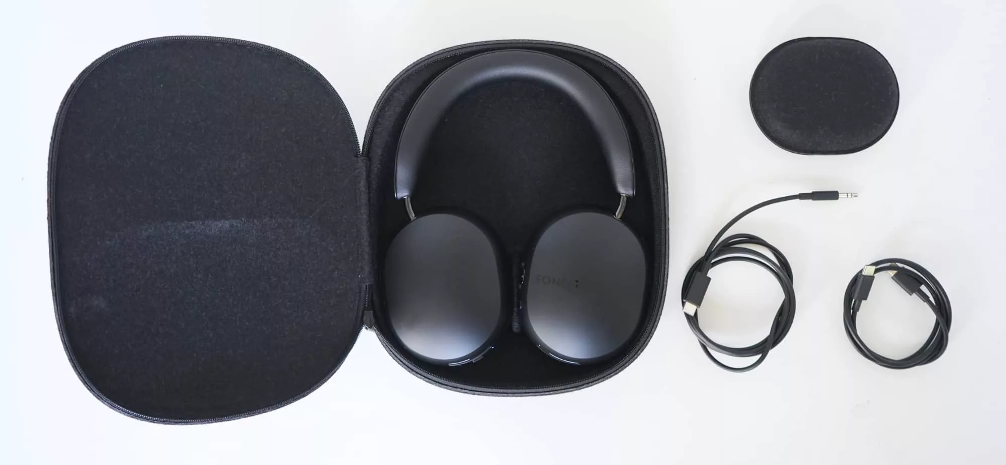 The Sonos Ace package.