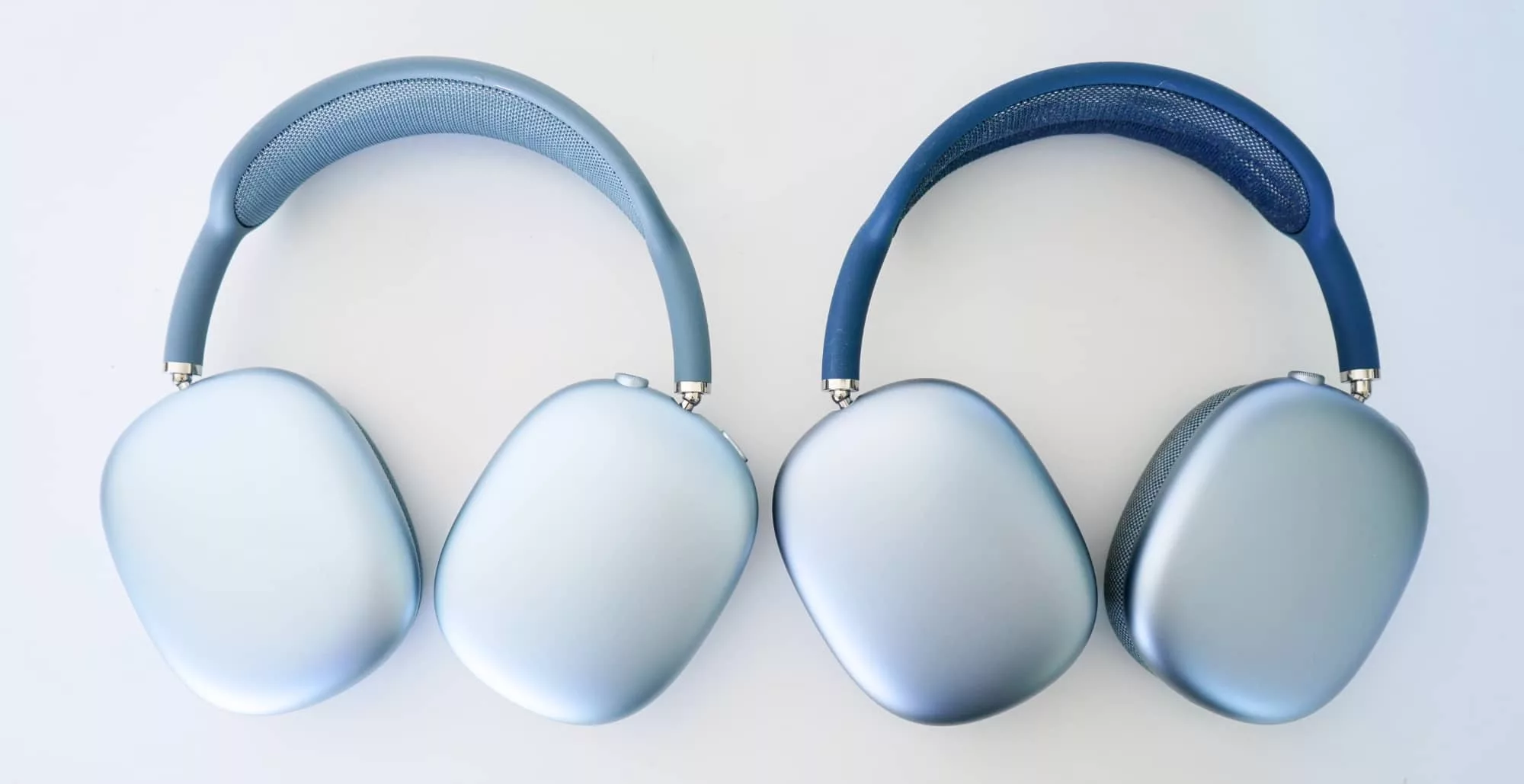 The blue of the AirPods Max (2025) against the blue of the AirPods Max (2020).
