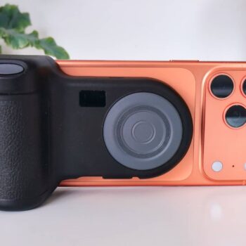 Belkin Stage PowerGrip reviewed: a must-have