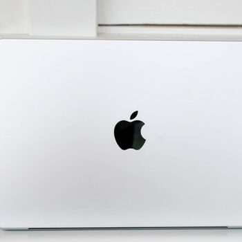 Apple raises prices of iPads, Macs (and AI is to blame)