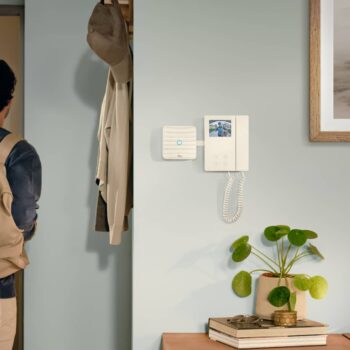Ring connects a unit intercom for deliveries