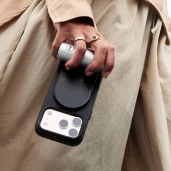 Leica’s Lux app, grip updated for iPhone 18